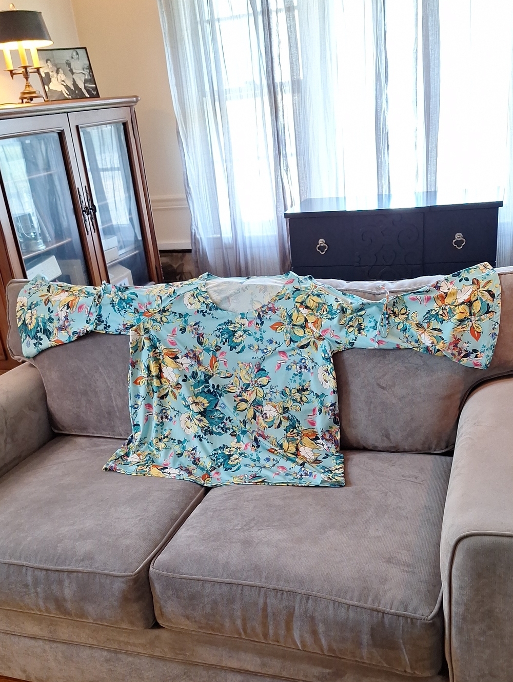 Floral Cold Shoulder Bell-Sleeve Top in Aqua 2X